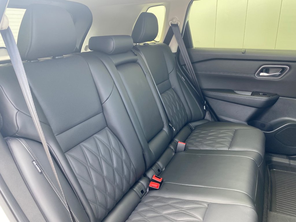 2024 Nissan Rogue Platinum | Leather | Warranty to 2029 in Saint John, New Brunswick - 37 - w1024h768px