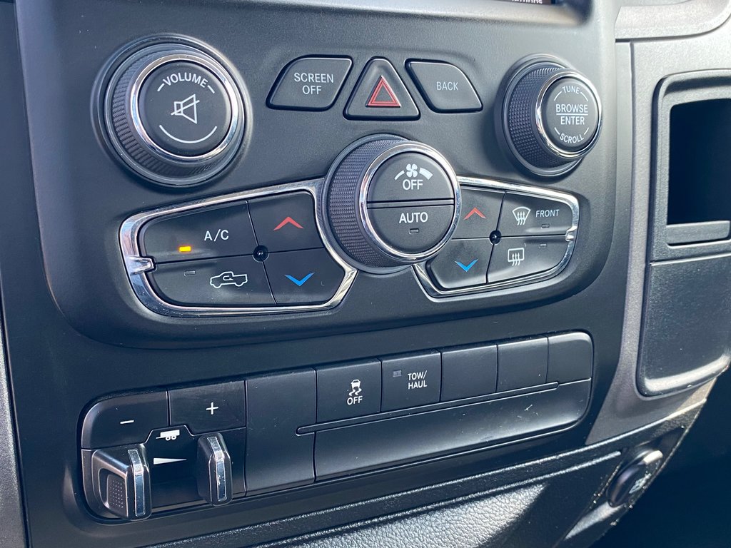 2019 Ram 1500 Classic EXPRESS | Cam | USB | Kelyless | Cruise | in Saint John, New Brunswick - 22 - w1024h768px