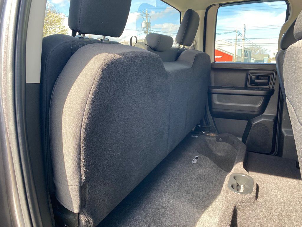 2019 Ram 1500 Classic EXPRESS | Cam | USB | Kelyless | Cruise | in Saint John, New Brunswick - 34 - w1024h768px