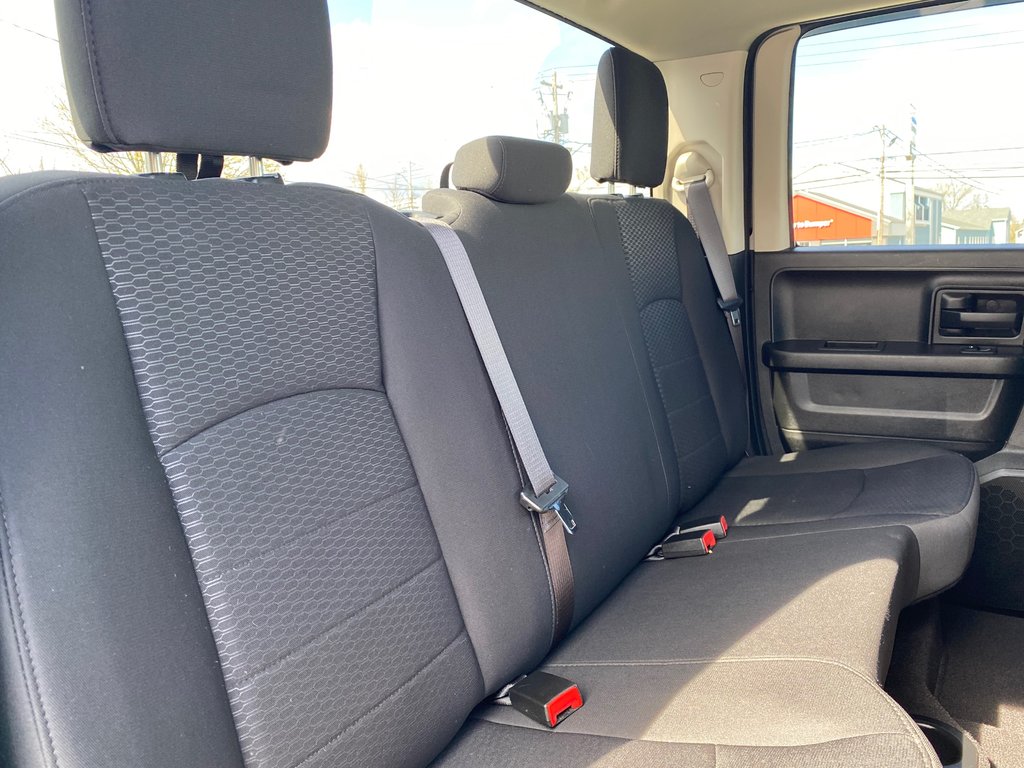 2019 Ram 1500 Classic EXPRESS | Cam | USB | Kelyless | Cruise | in Saint John, New Brunswick - 33 - w1024h768px