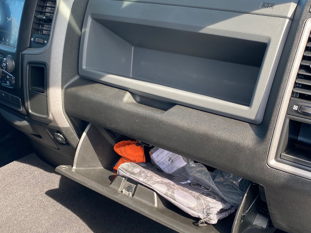 2019 Ram 1500 Classic EXPRESS | Cam | USB | Kelyless | Cruise | in Saint John, New Brunswick - 31 - w1024h768px