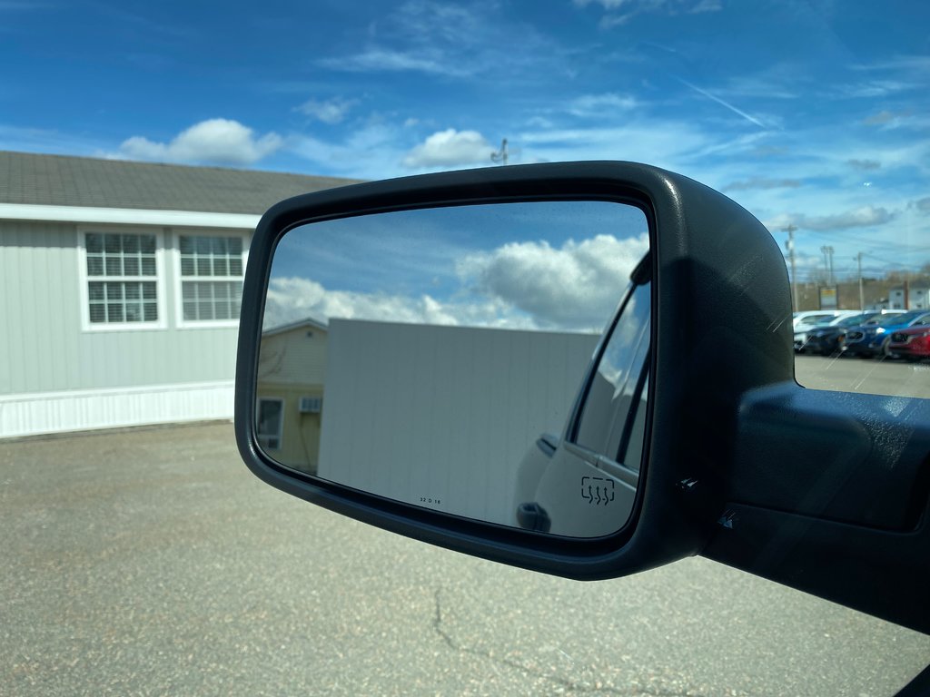 2019 Ram 1500 Classic EXPRESS | Cam | USB | Kelyless | Cruise | in Saint John, New Brunswick - 9 - w1024h768px