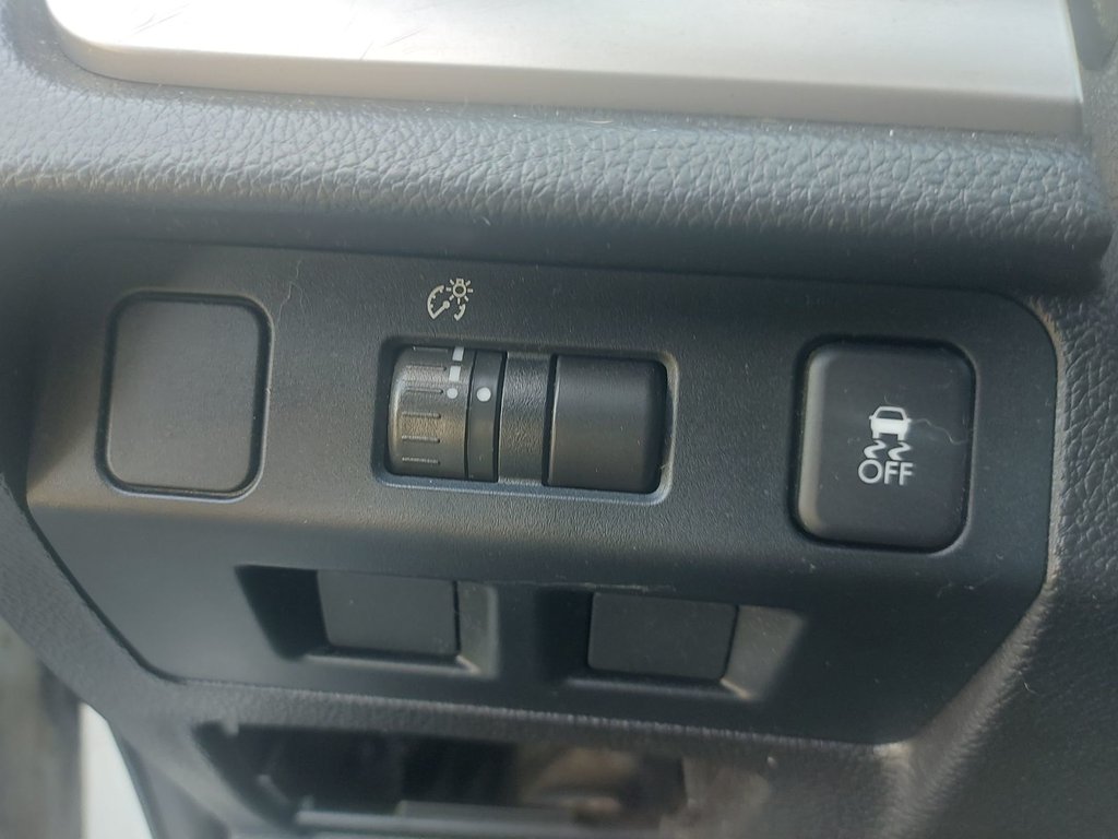 2014 Subaru XV Crosstrek in Antigonish, Nova Scotia - 17 - w1024h768px