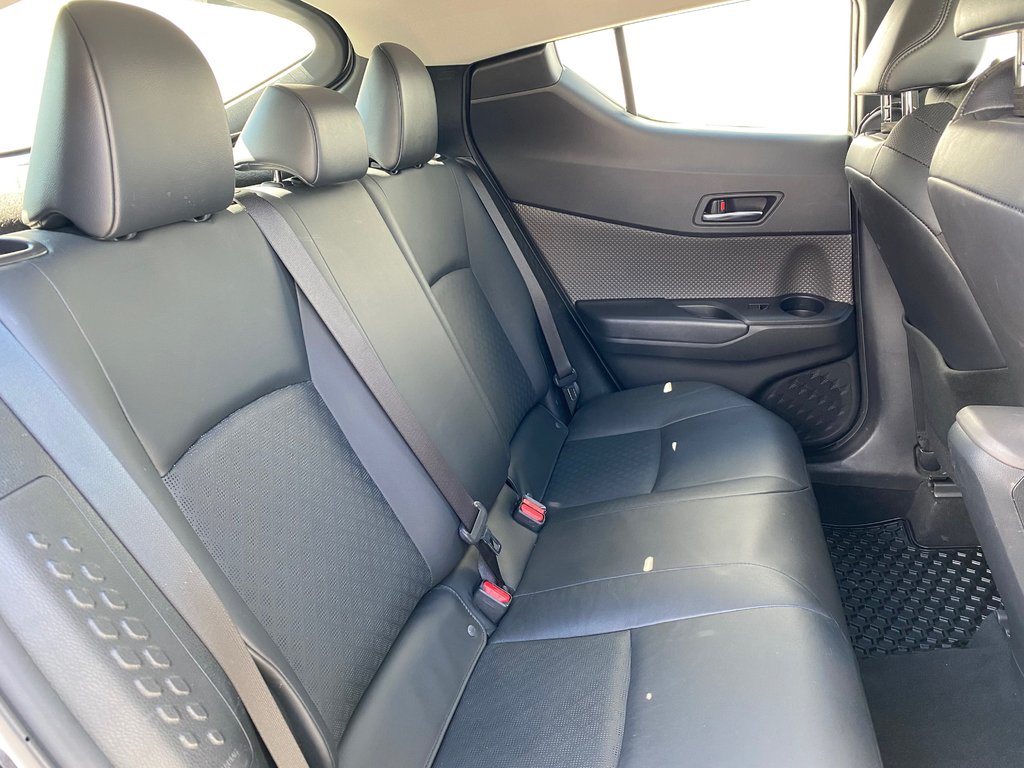 2021 Toyota C-HR XLE PREMIUM | Cam | USB | SafetySense2.5 | HtdMir in Saint John, New Brunswick - 34 - w1024h768px