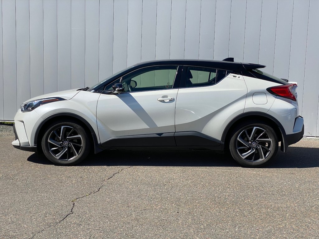 2021 Toyota C-HR XLE PREMIUM | Cam | USB | SafetySense2.5 | HtdMir in Saint John, New Brunswick - 4 - w1024h768px