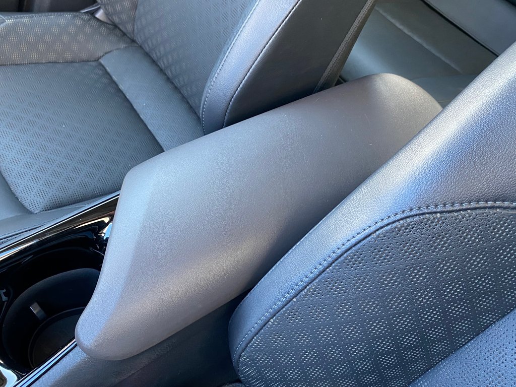 2021 Toyota C-HR XLE PREMIUM | Cam | USB | SafetySense2.5 | HtdMir in Saint John, New Brunswick - 26 - w1024h768px