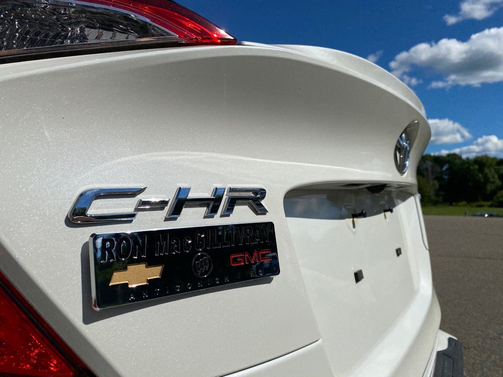 2021 Toyota C-HR XLE PREMIUM | Cam | USB | SafetySense2.5 | HtdMir in Saint John, New Brunswick - 43 - w1024h768px