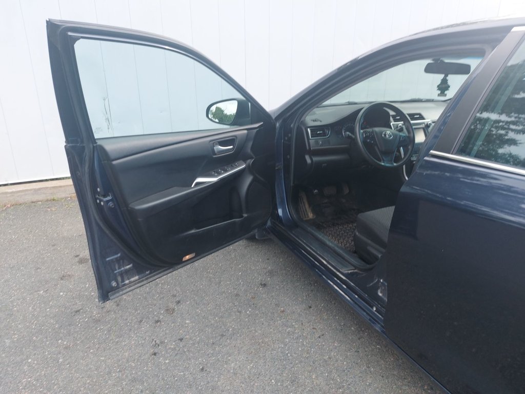 2015 Toyota Camry LE | Cam | Bluetooth | USB | Cruise | Aux in Saint John, New Brunswick - 30 - w1024h768px