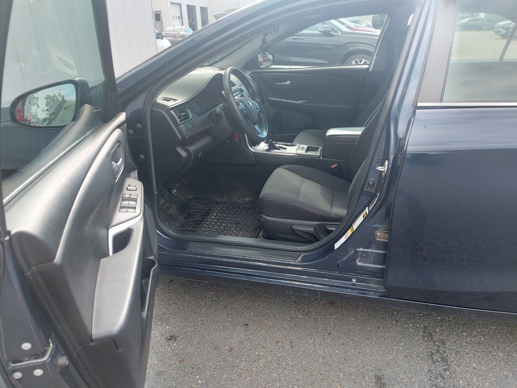 2015 Toyota Camry LE | Cam | Bluetooth | USB | Cruise | Aux in Saint John, New Brunswick - 31 - w1024h768px