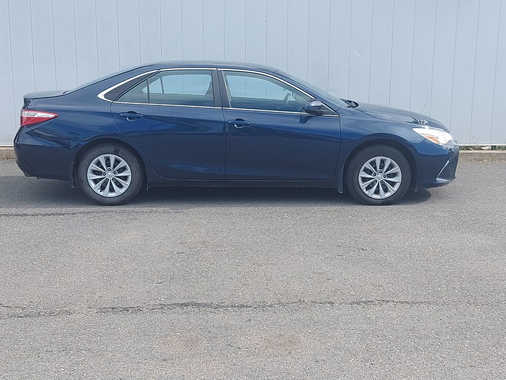 2015 Toyota Camry LE | Cam | Bluetooth | USB | Cruise | Aux in Saint John, New Brunswick - 2 - w1024h768px