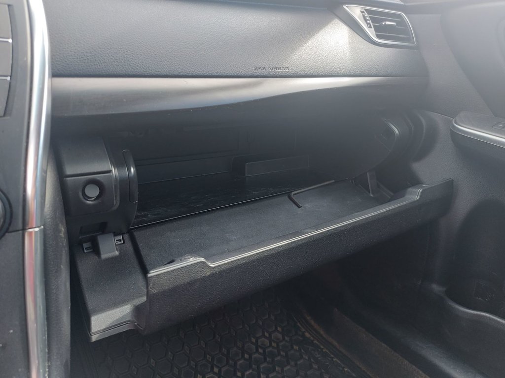 2015 Toyota Camry LE | Cam | Bluetooth | USB | Cruise | Aux in Saint John, New Brunswick - 26 - w1024h768px