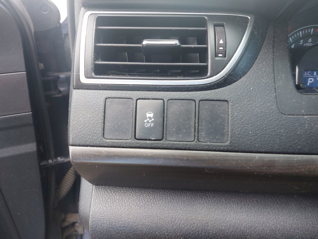 2015 Toyota Camry LE | Cam | Bluetooth | USB | Cruise | Aux in Saint John, New Brunswick - 16 - w1024h768px