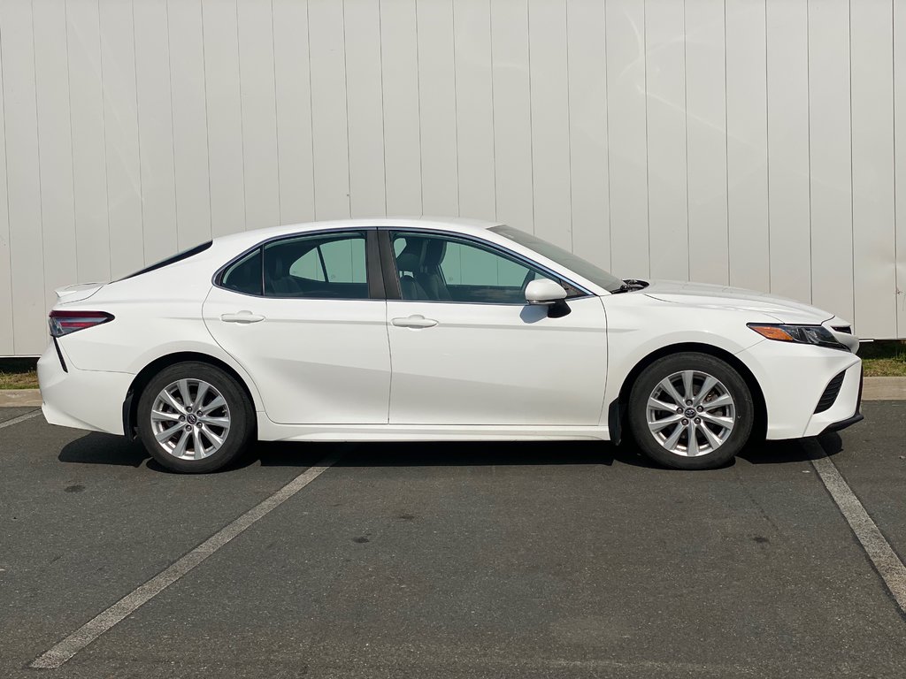 2019 Toyota Camry SE | Cam | USB | Cruise | Lane Assist in Saint John, New Brunswick - 8 - w1024h768px