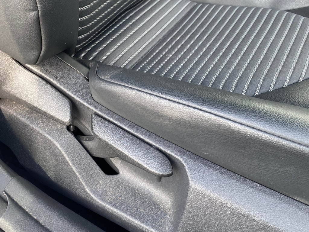 2019 Toyota Camry SE | Cam | USB | Cruise | Lane Assist in Saint John, New Brunswick - 30 - w1024h768px