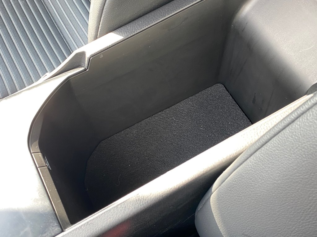 2019 Toyota Camry SE | Cam | USB | Cruise | Lane Assist in Saint John, New Brunswick - 26 - w1024h768px