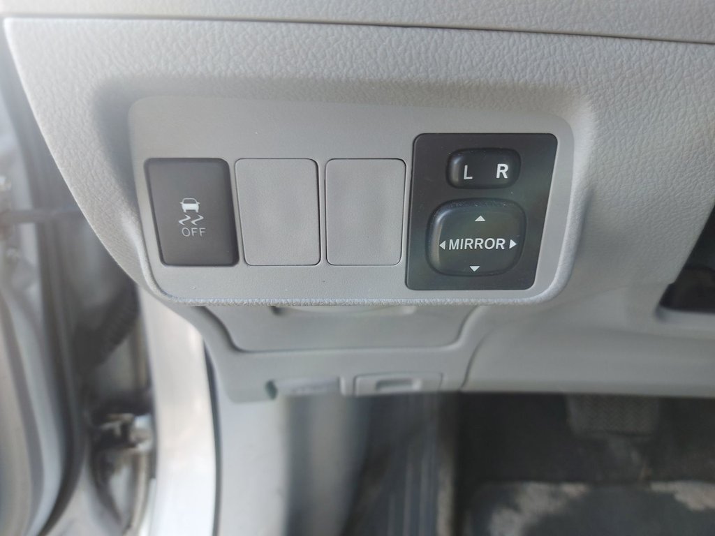 2013 Toyota Corolla in Antigonish, Nova Scotia - 14 - w1024h768px
