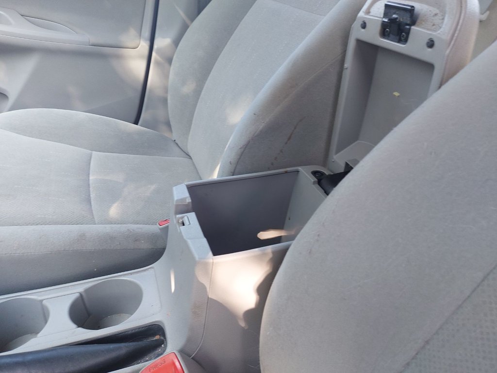 2013 Toyota Corolla in Antigonish, Nova Scotia - 28 - w1024h768px