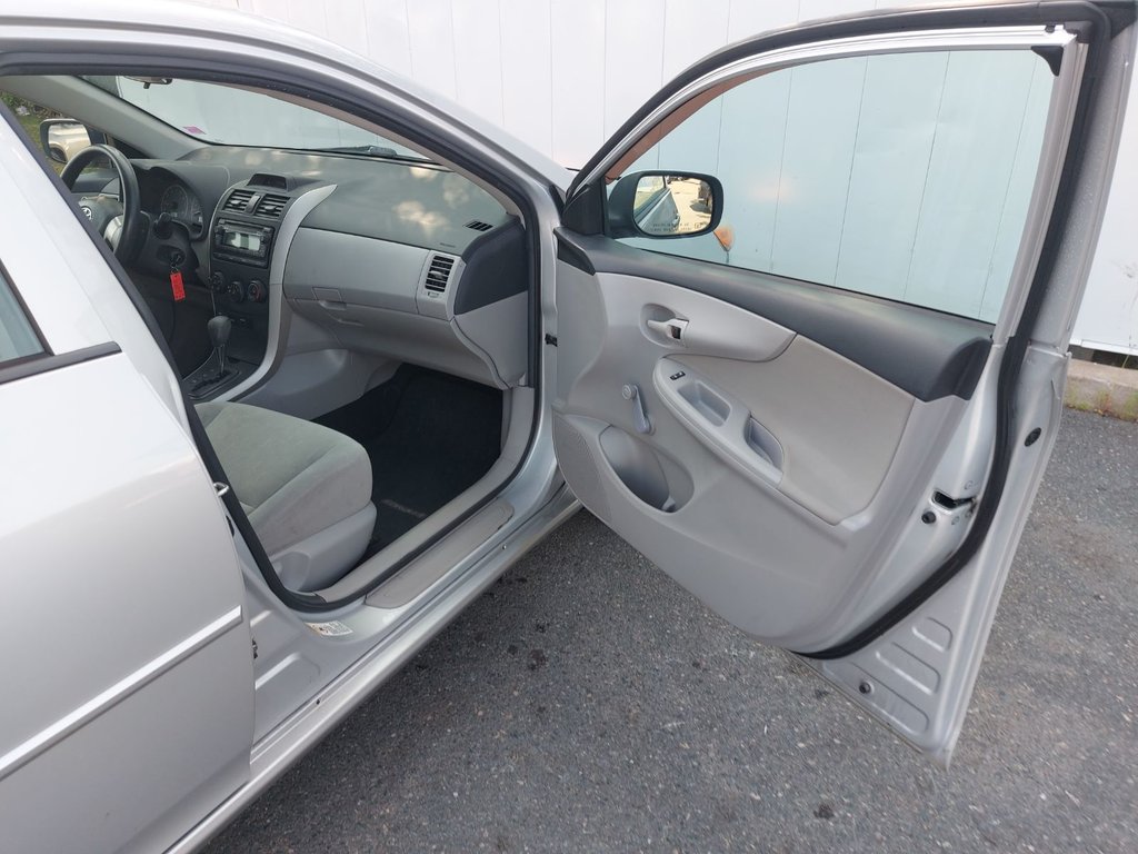 2013 Toyota Corolla in Antigonish, Nova Scotia - 47 - w1024h768px