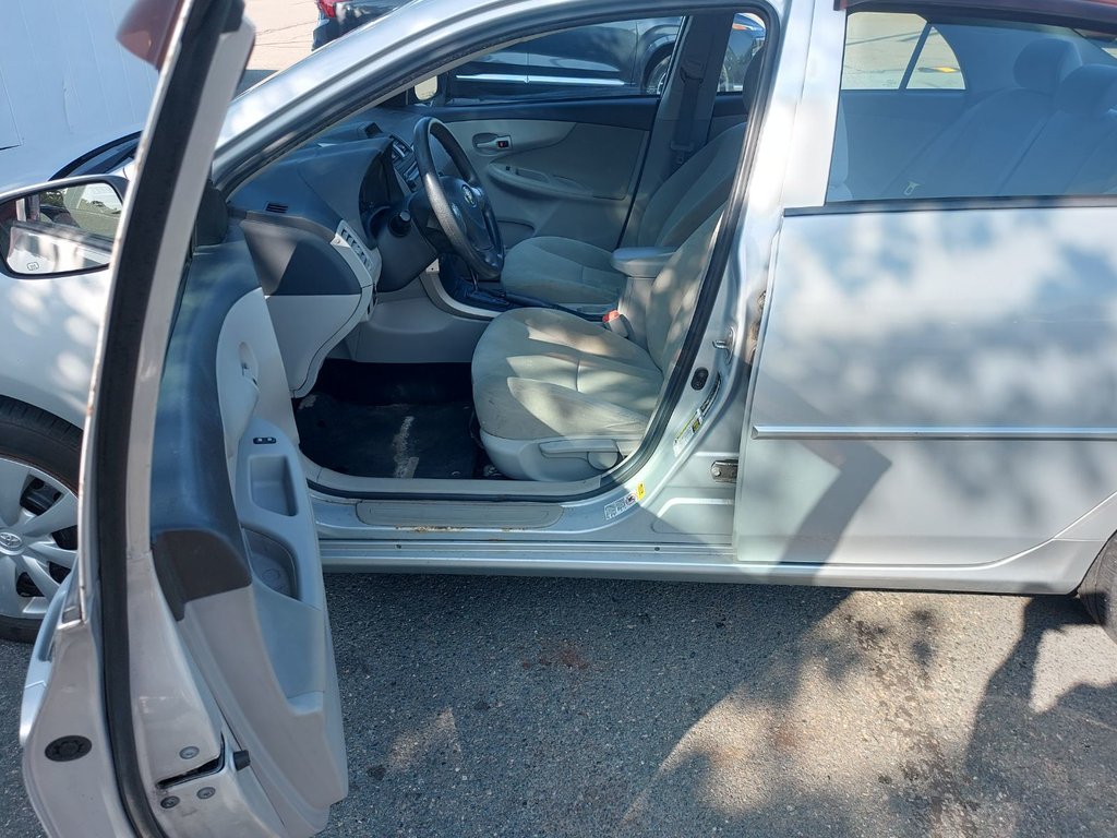 2013 Toyota Corolla in Antigonish, Nova Scotia - 30 - w1024h768px