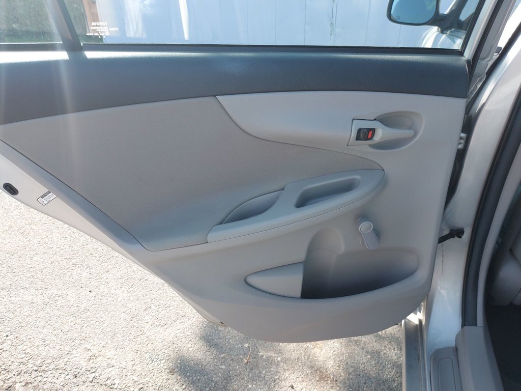 2013 Toyota Corolla in Antigonish, Nova Scotia - 40 - w1024h768px