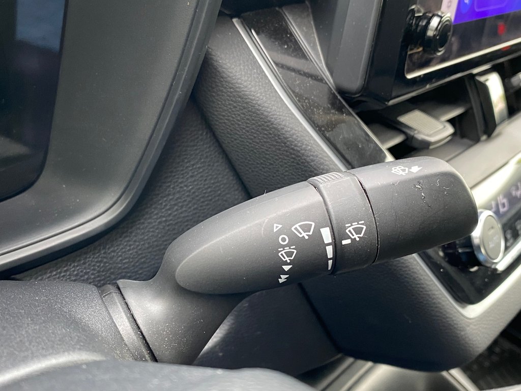 Toyota Corolla HYBRID LE | Cam | USB | HtdSeat | Warranty to 2031 2023 à Saint John, Nouveau-Brunswick - 17 - w1024h768px