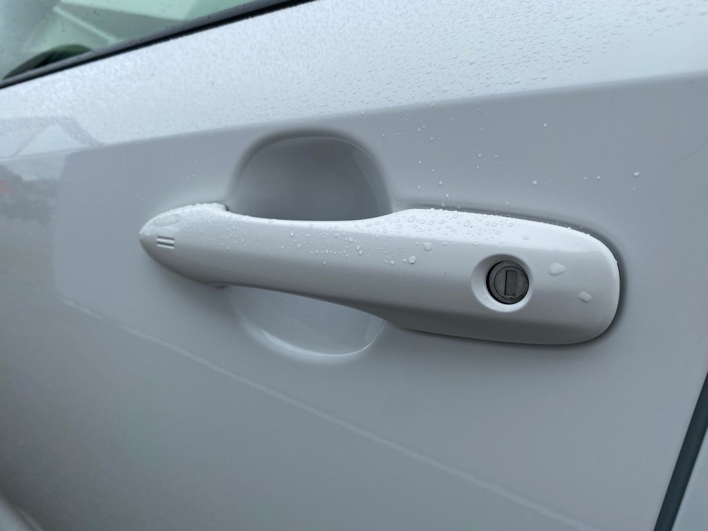 Toyota Corolla HYBRID LE | Cam | USB | HtdSeat | Warranty to 2031 2023 à Saint John, Nouveau-Brunswick - 10 - w1024h768px