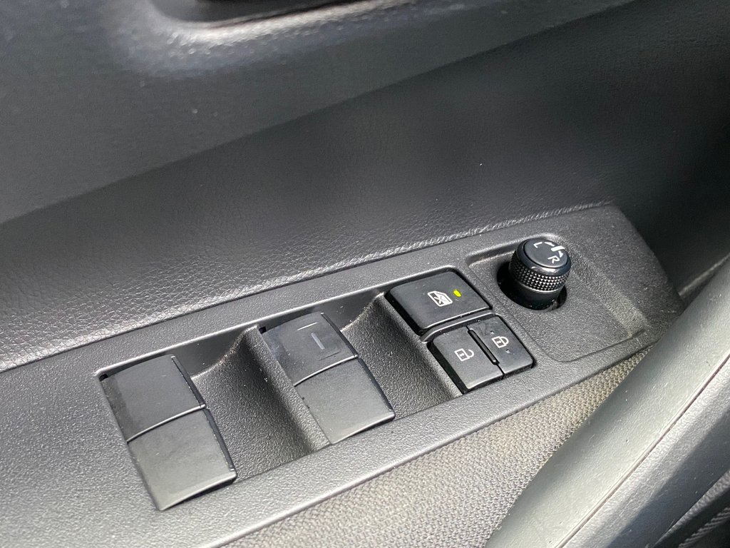 Toyota Corolla HYBRID LE | Cam | USB | HtdSeat | Warranty to 2031 2023 à Saint John, Nouveau-Brunswick - 14 - w1024h768px