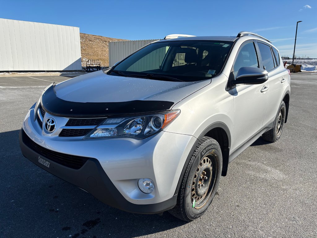 2015 Toyota RAV4 XLE | Cam | USB | HtdSeats | Cruise | Keyless in Saint John, New Brunswick - 3 - w1024h768px