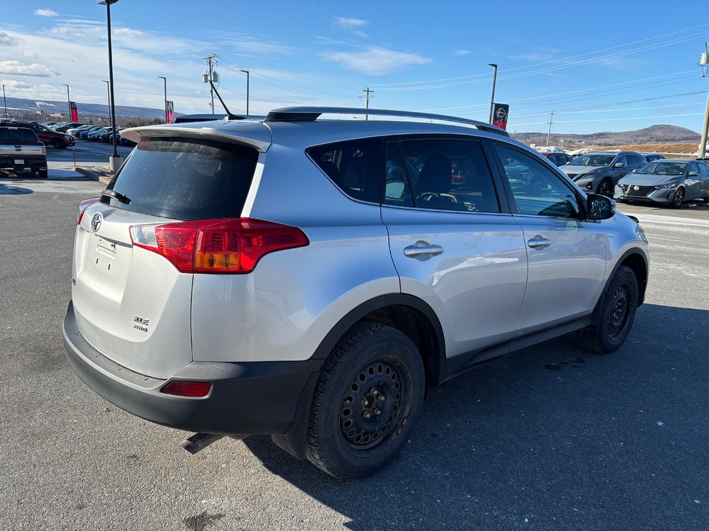 2015 Toyota RAV4 XLE | Cam | USB | HtdSeats | Cruise | Keyless in Saint John, New Brunswick - 7 - w1024h768px