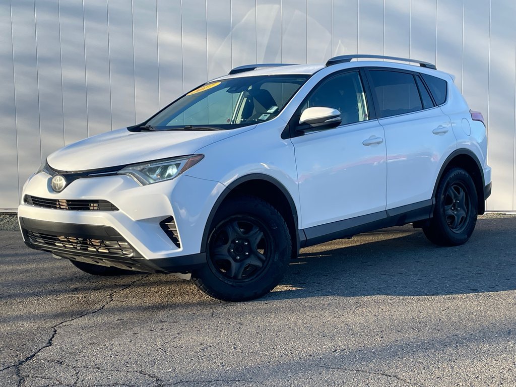 2017 Toyota RAV4 LE | Cam | USB | HtdSeats | Bluetooth | Keyless in Saint John, New Brunswick - 3 - w1024h768px