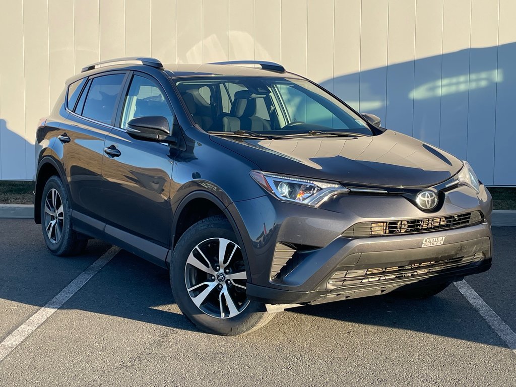 2018 Toyota RAV4 in Antigonish, Nova Scotia - 1 - w1024h768px