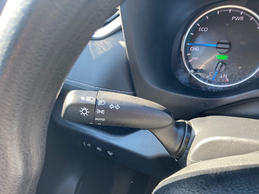 2020 Toyota RAV4 HYBRID LE | Cam | USB | Warranty to 2028 in Saint John, New Brunswick - 16 - w1024h768px
