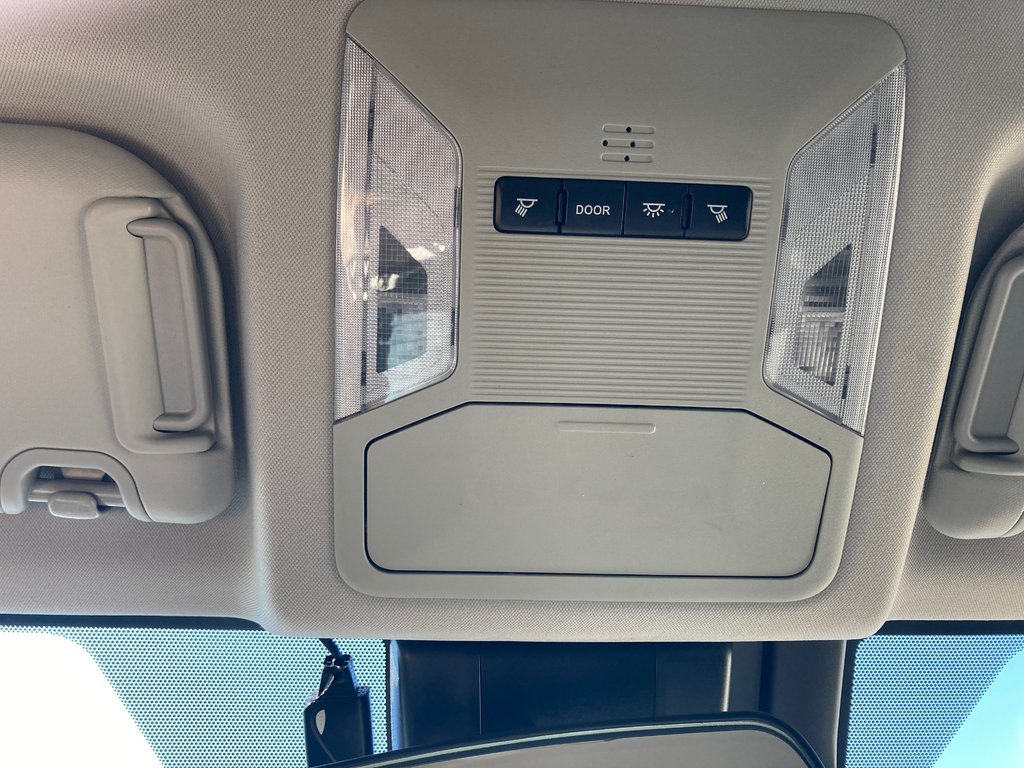 2020 Toyota RAV4 HYBRID LE | Cam | USB | Warranty to 2028 in Saint John, New Brunswick - 20 - w1024h768px