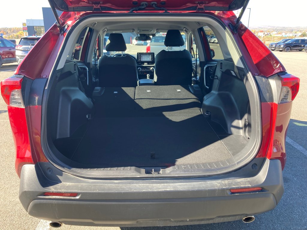 2020 Toyota RAV4 HYBRID LE | Cam | USB | Warranty to 2028 in Saint John, New Brunswick - 36 - w1024h768px