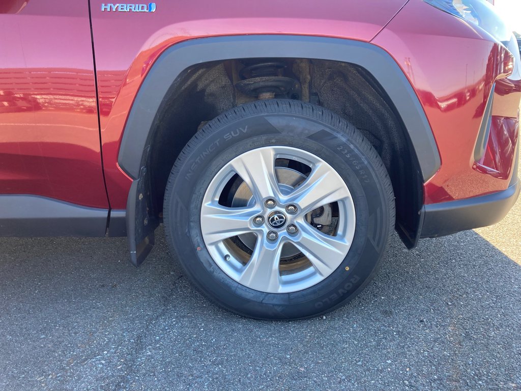 2020 Toyota RAV4 HYBRID LE | Cam | USB | Warranty to 2028 in Saint John, New Brunswick - 44 - w1024h768px