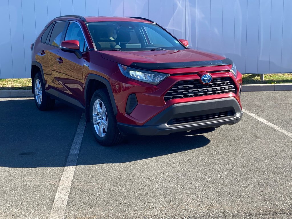 2020 Toyota RAV4 HYBRID LE | Cam | USB | Warranty to 2028 in Saint John, New Brunswick - 1 - w1024h768px