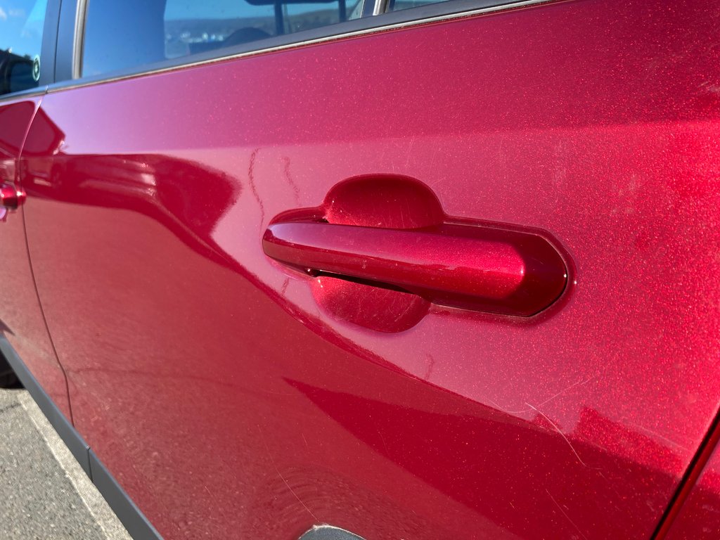 2020 Toyota RAV4 HYBRID LE | Cam | USB | Warranty to 2028 in Saint John, New Brunswick - 29 - w1024h768px