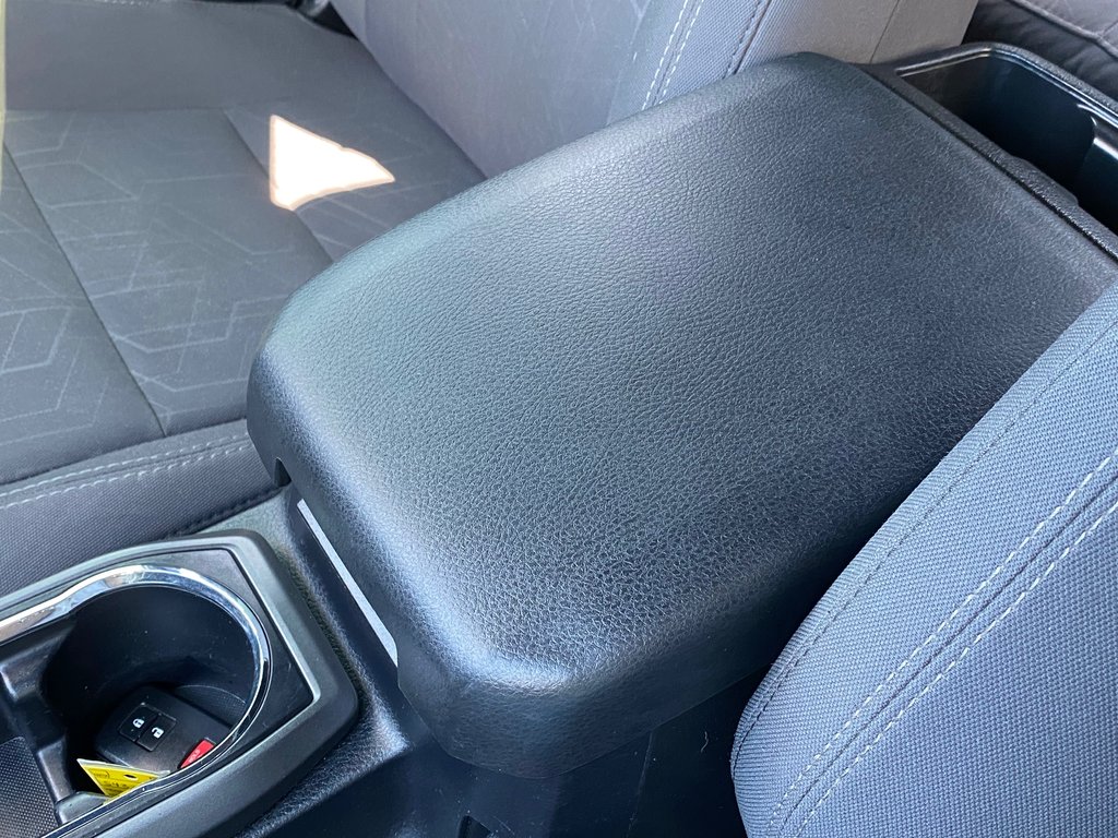 2018 Toyota Tacoma in Antigonish, Nova Scotia - 25 - w1024h768px