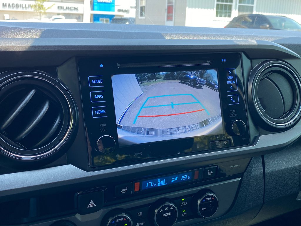 2018 Toyota Tacoma in Antigonish, Nova Scotia - 19 - w1024h768px