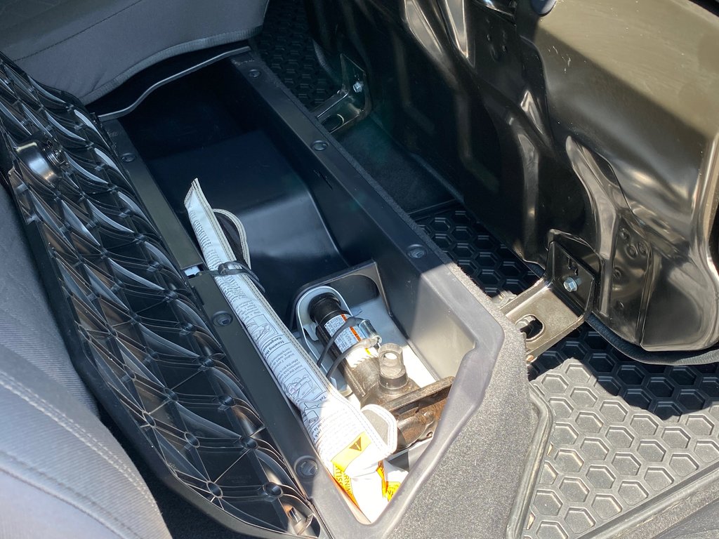 2018 Toyota Tacoma in Antigonish, Nova Scotia - 38 - w1024h768px