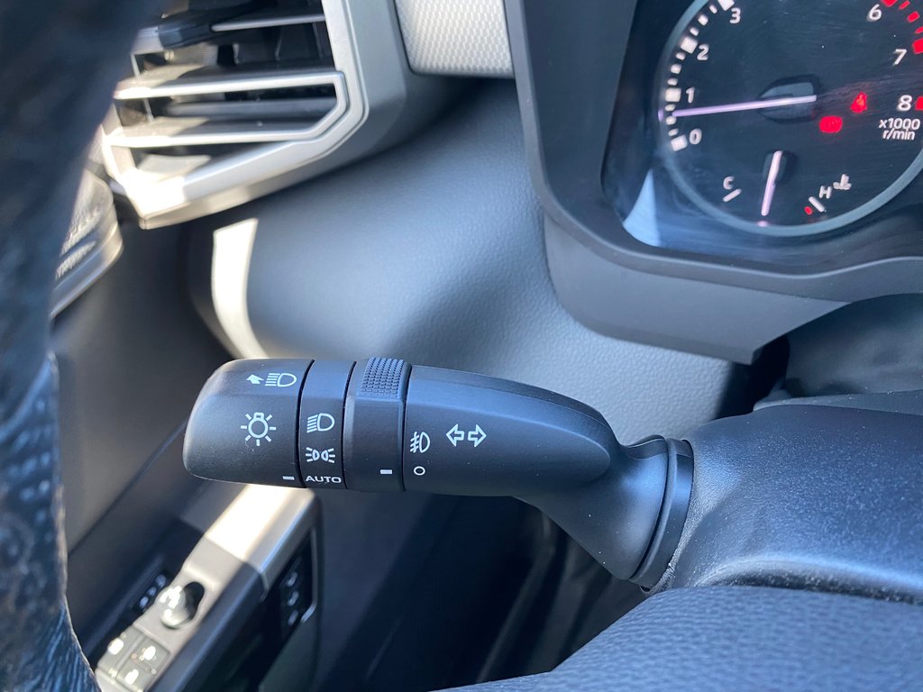 2023 Toyota Tundra LIMITED | Cam | USB | AdpCruise | Warranty to 2028 in Saint John, New Brunswick - 17 - w1024h768px