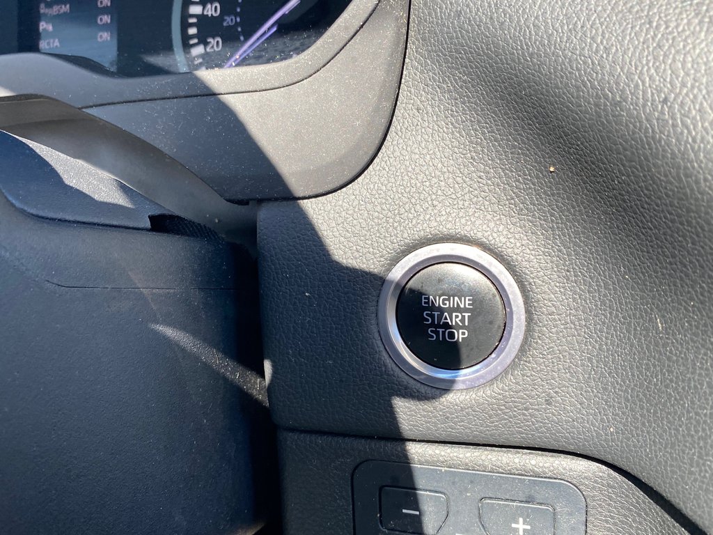 2023 Toyota Tundra LIMITED | Cam | USB | AdpCruise | Warranty to 2028 in Saint John, New Brunswick - 22 - w1024h768px