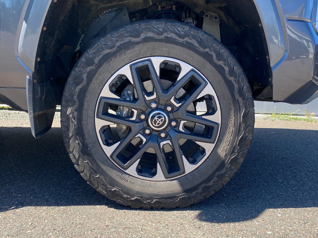 2023 Toyota Tundra LIMITED | Cam | USB | AdpCruise | Warranty to 2028 in Saint John, New Brunswick - 49 - w1024h768px