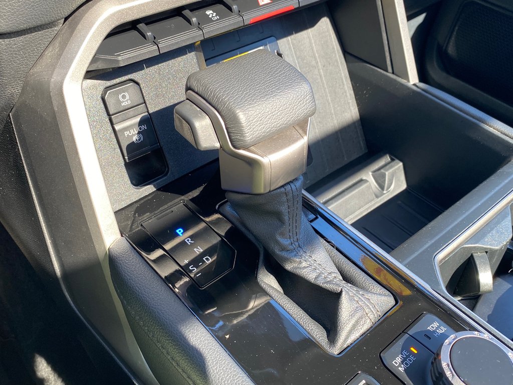 2023 Toyota Tundra LIMITED | Cam | USB | AdpCruise | Warranty to 2028 in Saint John, New Brunswick - 24 - w1024h768px