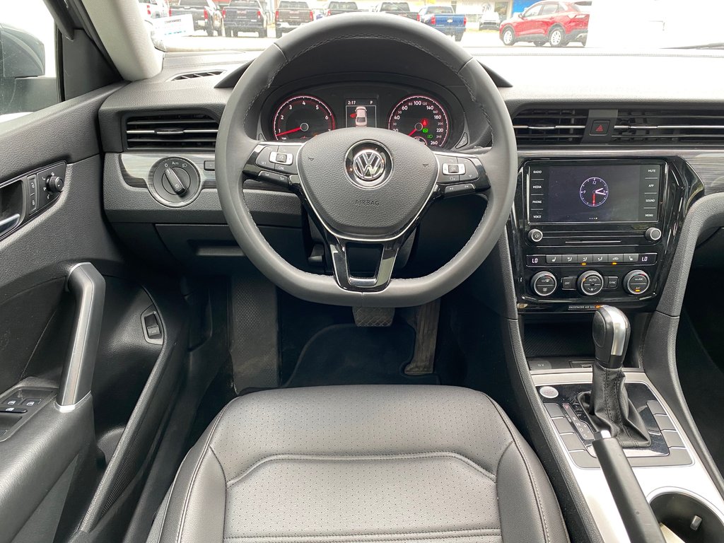 2021 Volkswagen Passat HIGHLINE | Leather | Sunroof | Cam | RemoteStart in Saint John, New Brunswick - 12 - w1024h768px