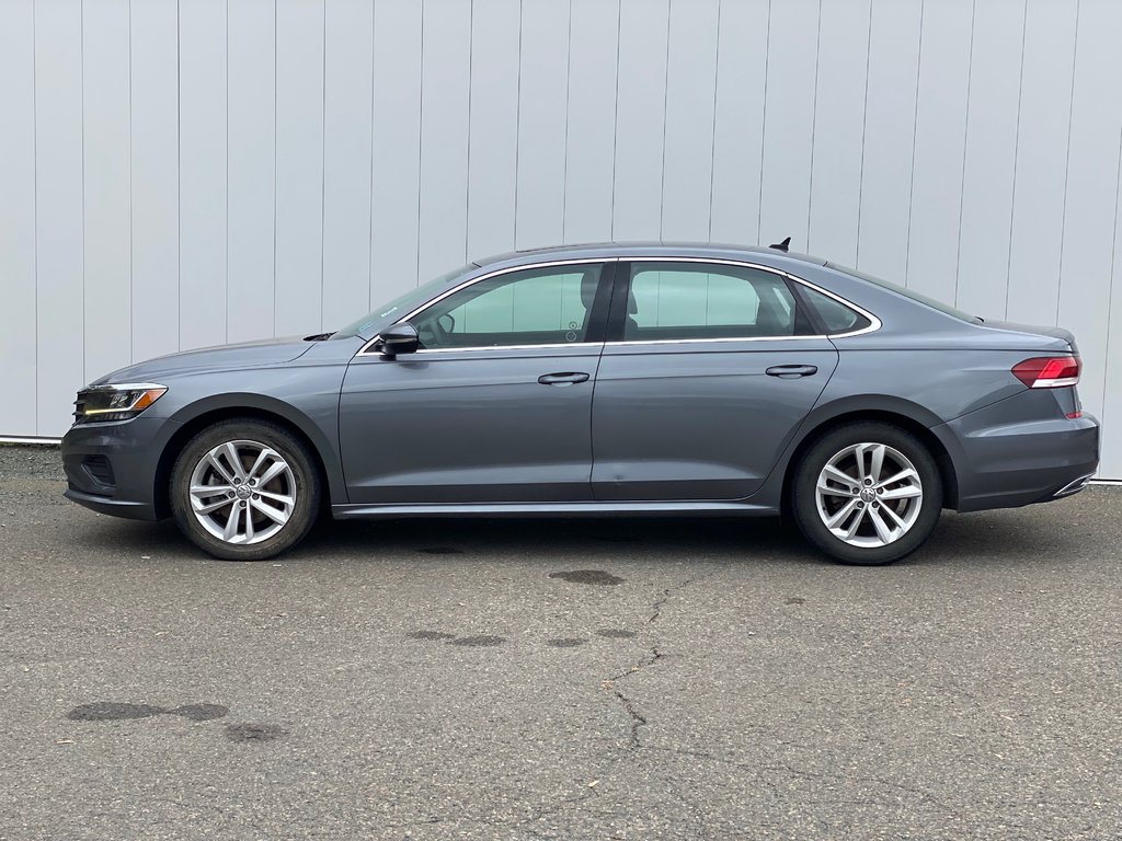 2021 Volkswagen Passat HIGHLINE | Leather | Sunroof | Cam | RemoteStart in Saint John, New Brunswick - 4 - w1024h768px