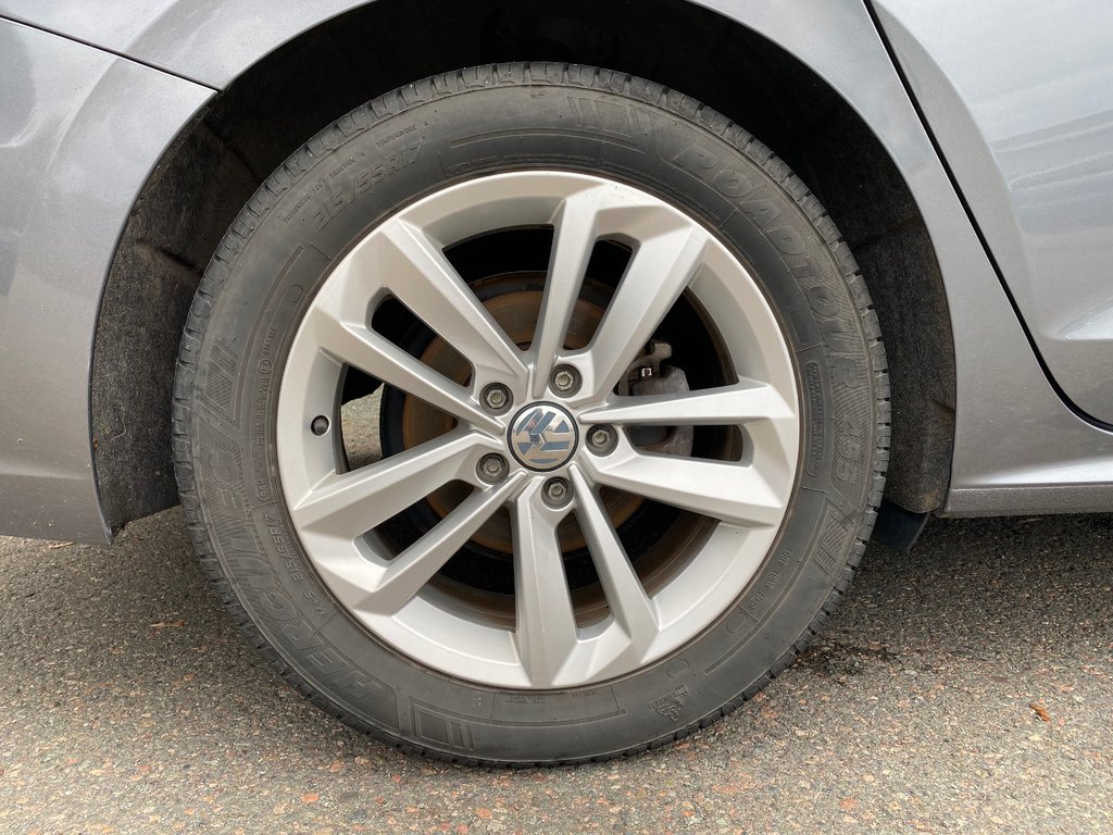 2021 Volkswagen Passat HIGHLINE | Leather | Sunroof | Cam | RemoteStart in Saint John, New Brunswick - 46 - w1024h768px