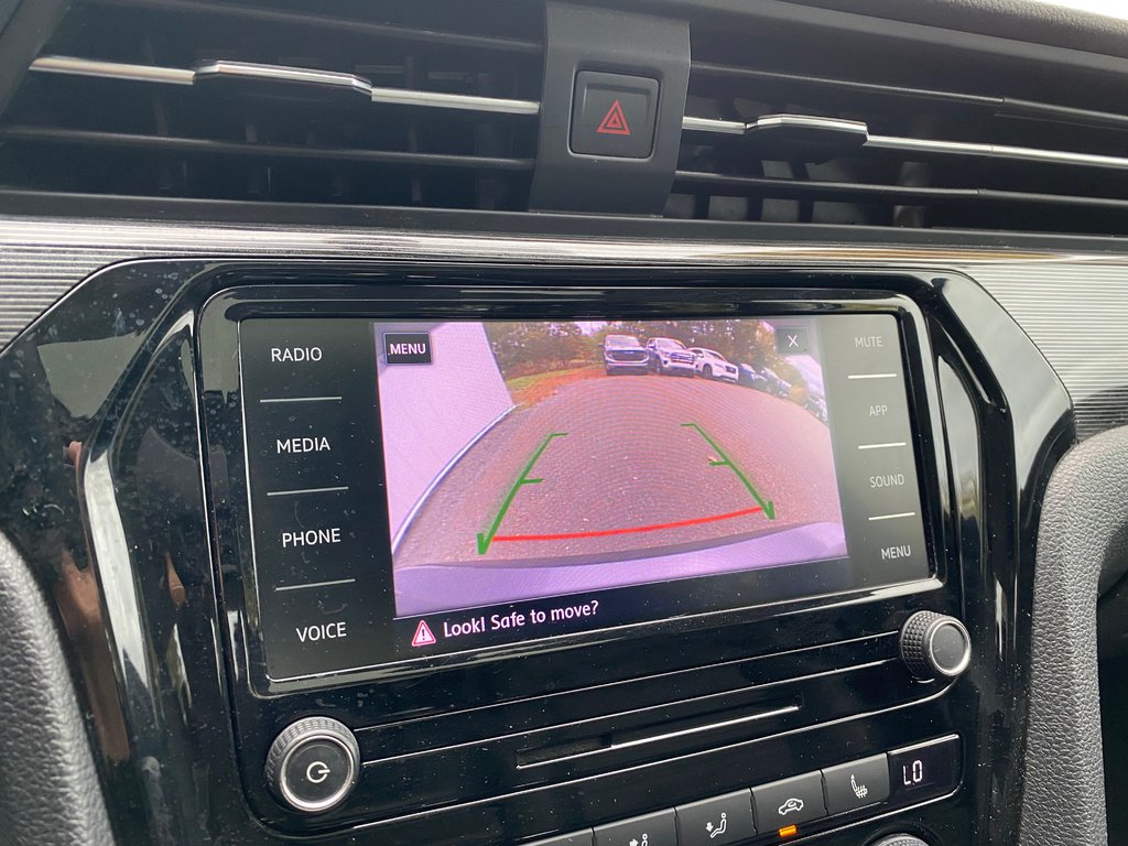 2021 Volkswagen Passat HIGHLINE | Leather | Sunroof | Cam | RemoteStart in Saint John, New Brunswick - 24 - w1024h768px