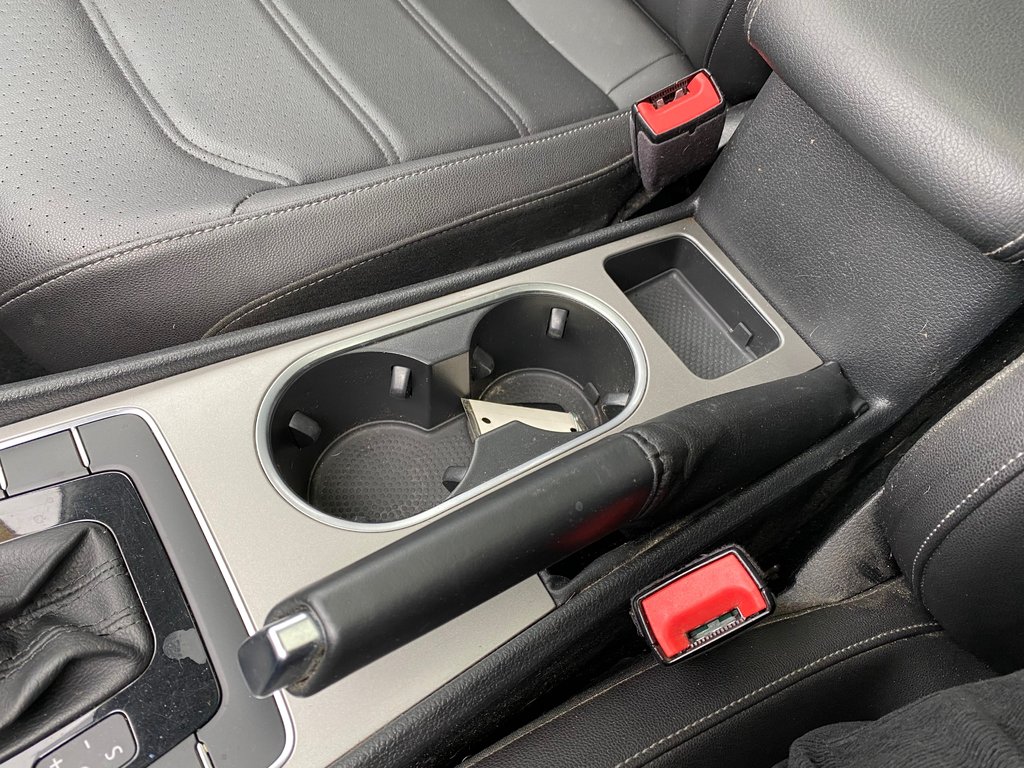 2021 Volkswagen Passat HIGHLINE | Leather | Sunroof | Cam | RemoteStart in Saint John, New Brunswick - 28 - w1024h768px