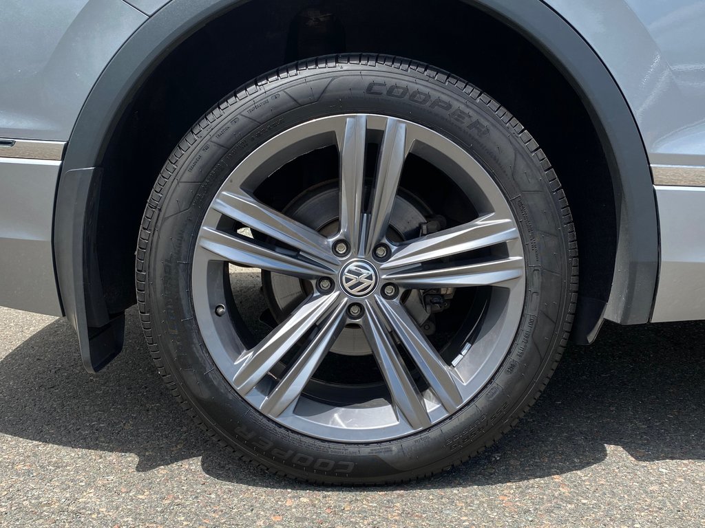 2021 Volkswagen Tiguan HIGHLINE | Leather | SunRoof | Cam | USB | Keyless in Saint John, New Brunswick - 45 - w1024h768px